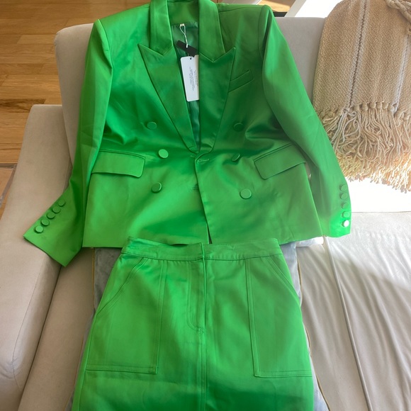 Satin crepe fully lined mini skirt & oversized jacket set size Small preloved - Picture 7 of 15